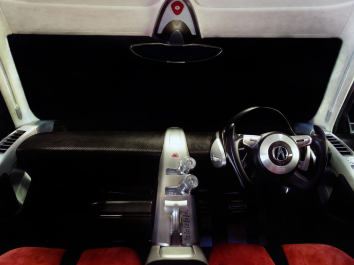 „Acura DN-X“ : Užuomina į modernų „Honda NSX“
