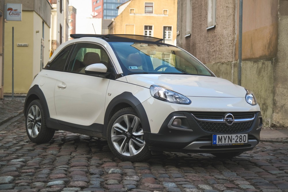 Opel Adam Rocks