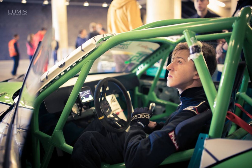 Atnaujintas Republic NP team bolidas po Arena Motor Show atidavė turėtą variklį ir dabar laukia naujojo. A Lauciaus nuotrauka (2)