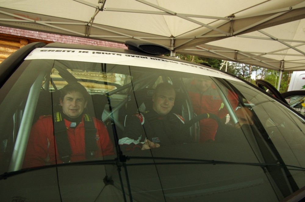 N40 vyrų autoklubo ralio komandos nuotykiai Baltarusijoje