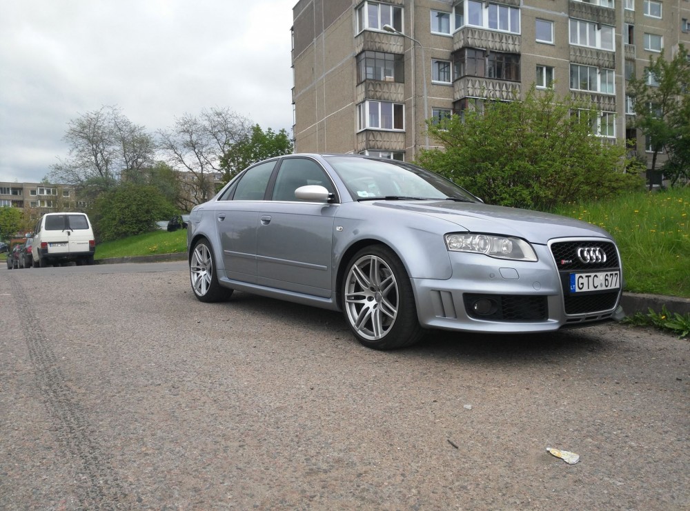 Automanų gatvė: Audi RS4
