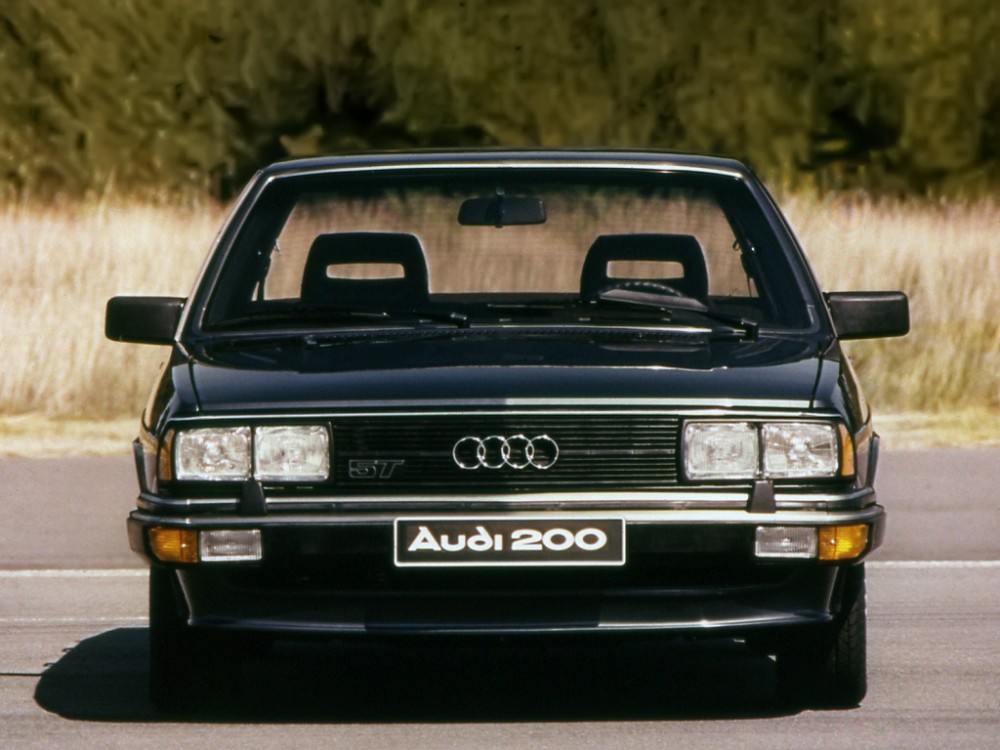 Audi 200 (2)