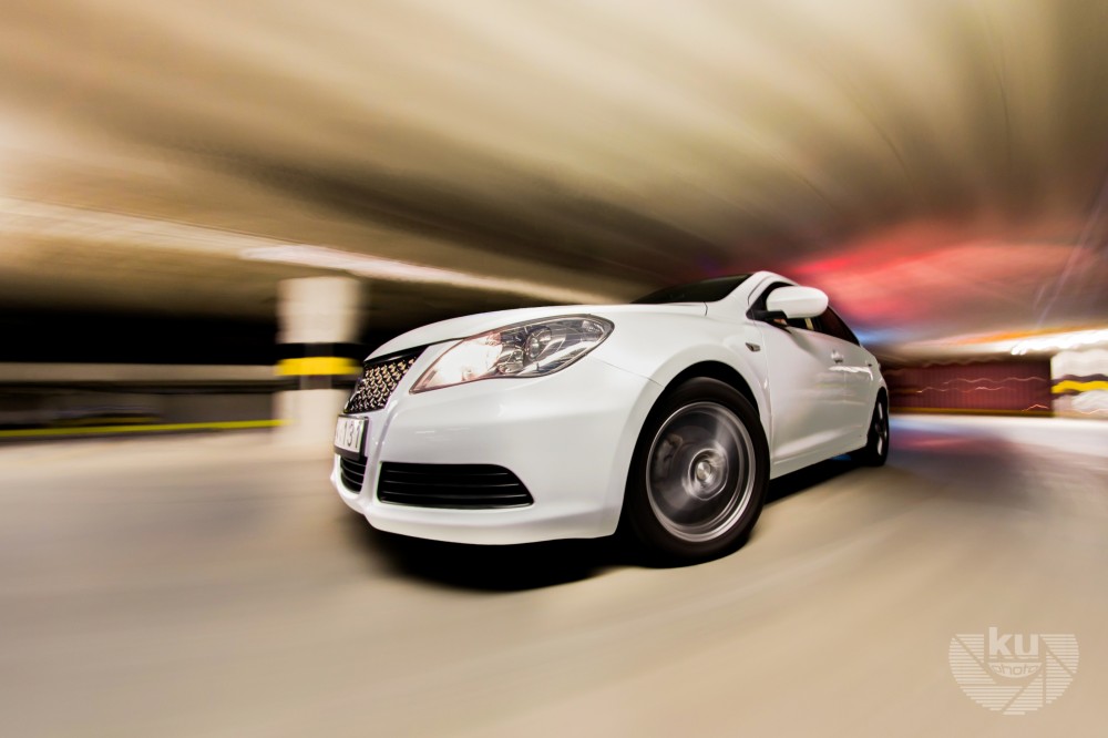 <a href='https://www.autobilis.lt/skelbimai/naudoti-automobiliai/suzuki' target='_blank' class='phrase'>Suzuki</a> Kizashi KUphoto-1