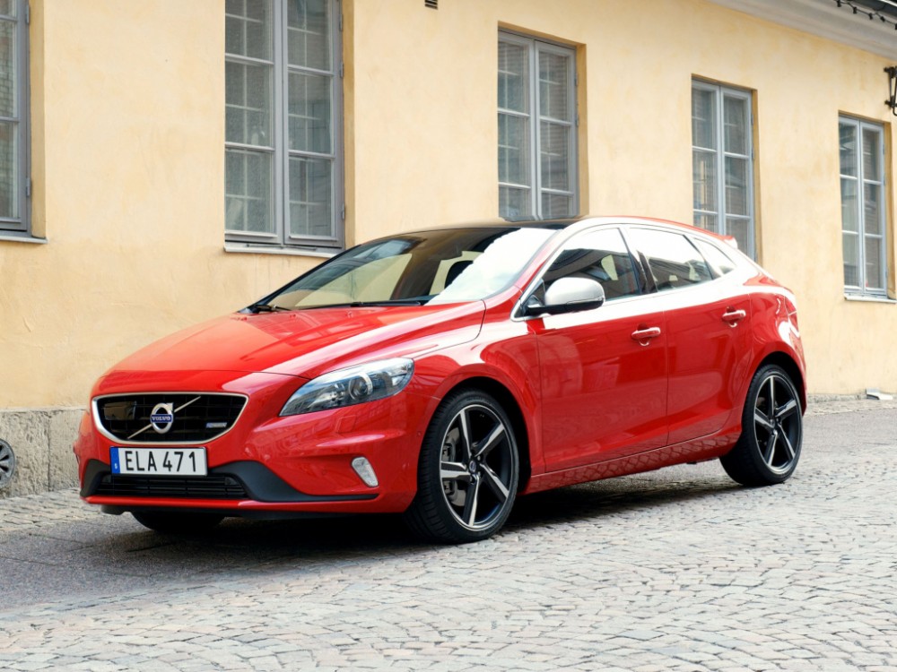 volvo_v40_ii