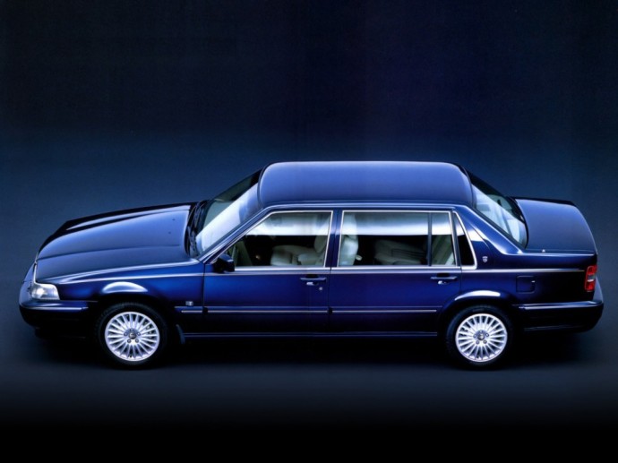 „Volvo S90 Royal“ : Pirmasis automobilis, kuris 10-ame dešimtmetyje turėjo spausdintuvą