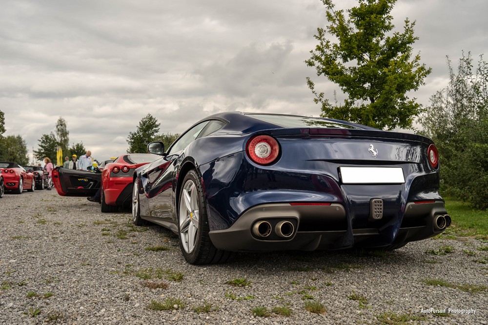 Ferrari  (4)