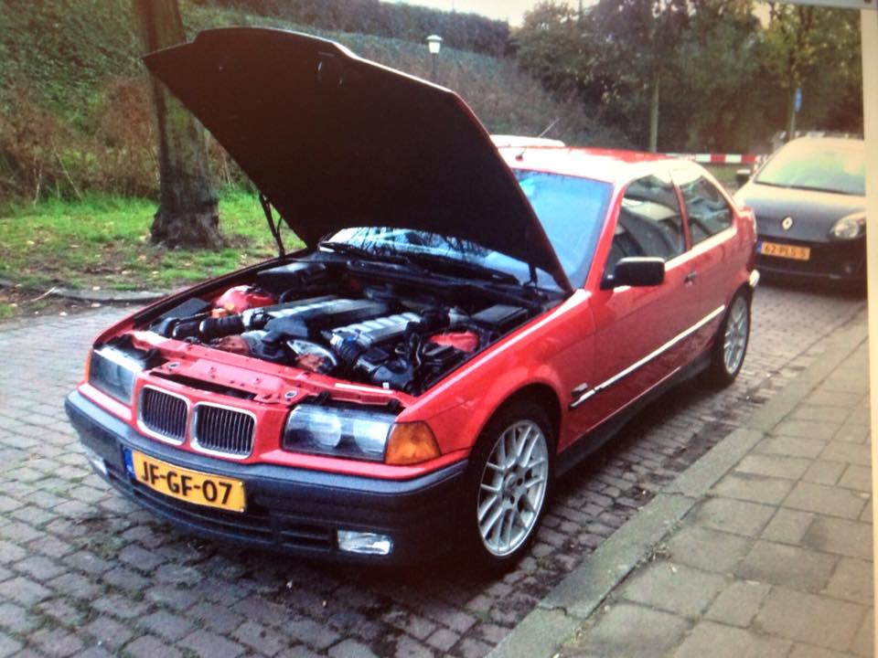 3serie-compact-v12-04