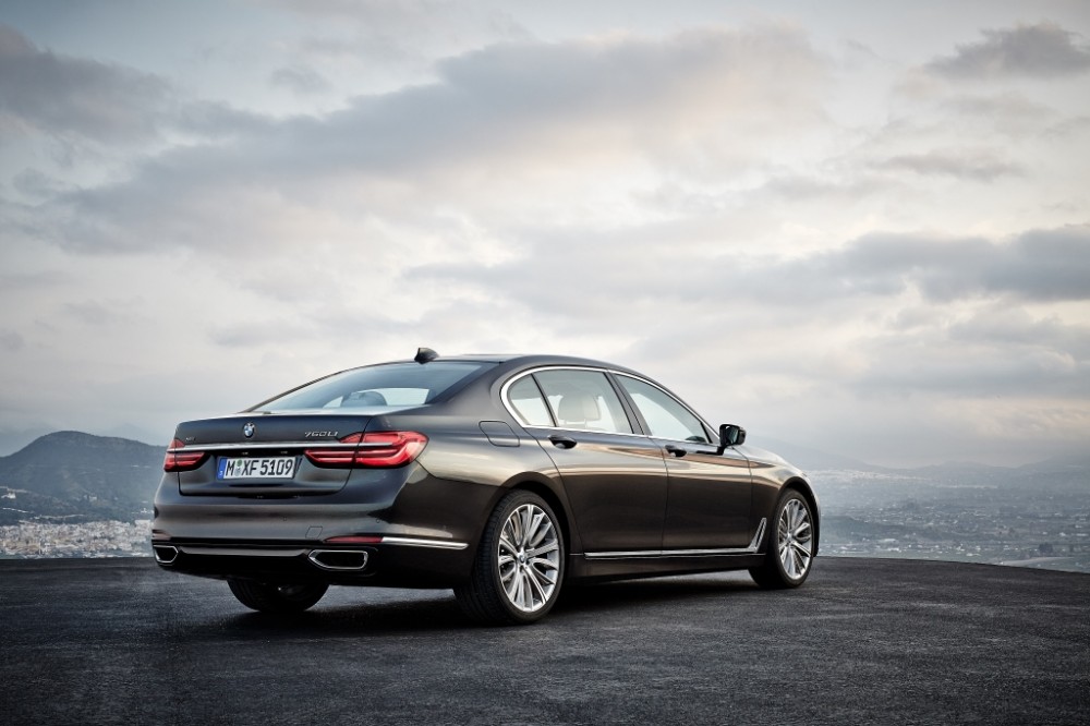 BMW 7 (5)