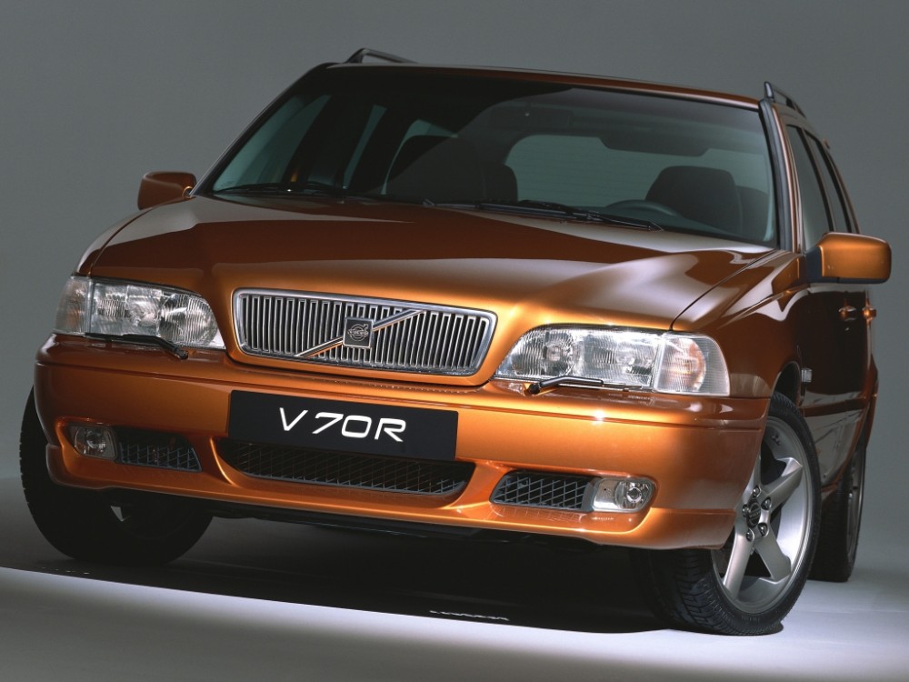 Volvo V70 R (2)