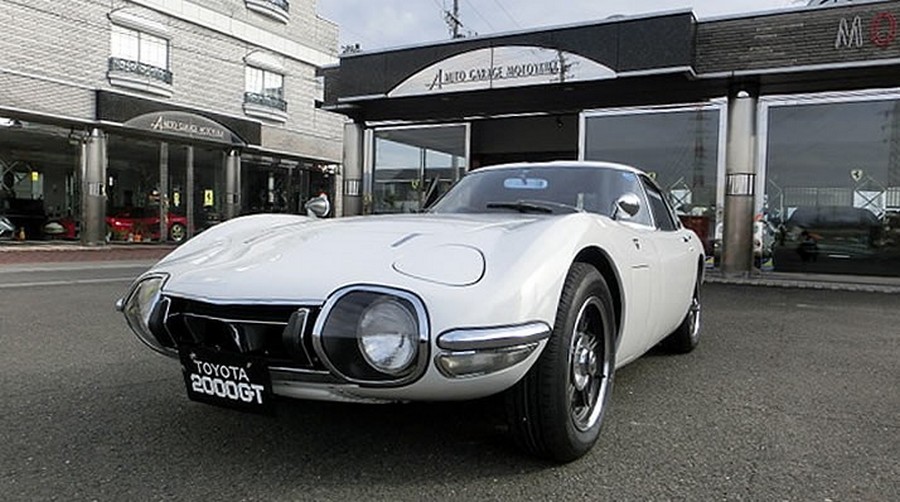 Toyota 2000GT (2)