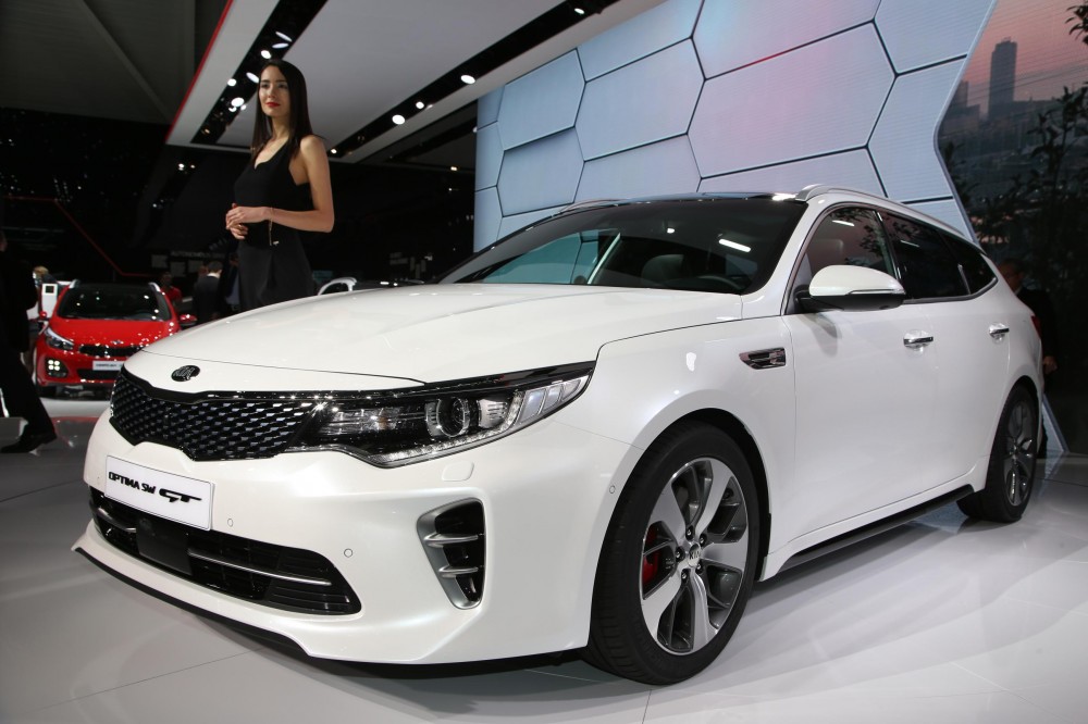 Kia Optima universalas (1)