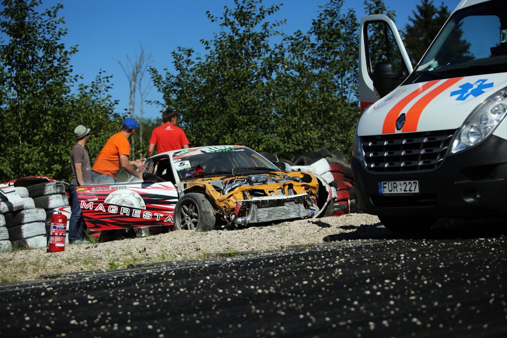 Artas su Luku yra draugai jau kone dešimtmetį, kolegos drifte beveik penkmetį, o „Smagresta Racing Team“ pilotai - jau antrą sezoną