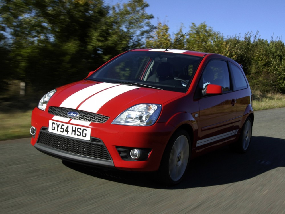 <a href='https://www.autobilis.lt/skelbimai/naudoti-automobiliai/ford' target='_blank' class='phrase'>Ford</a> Fiesta ST (11)