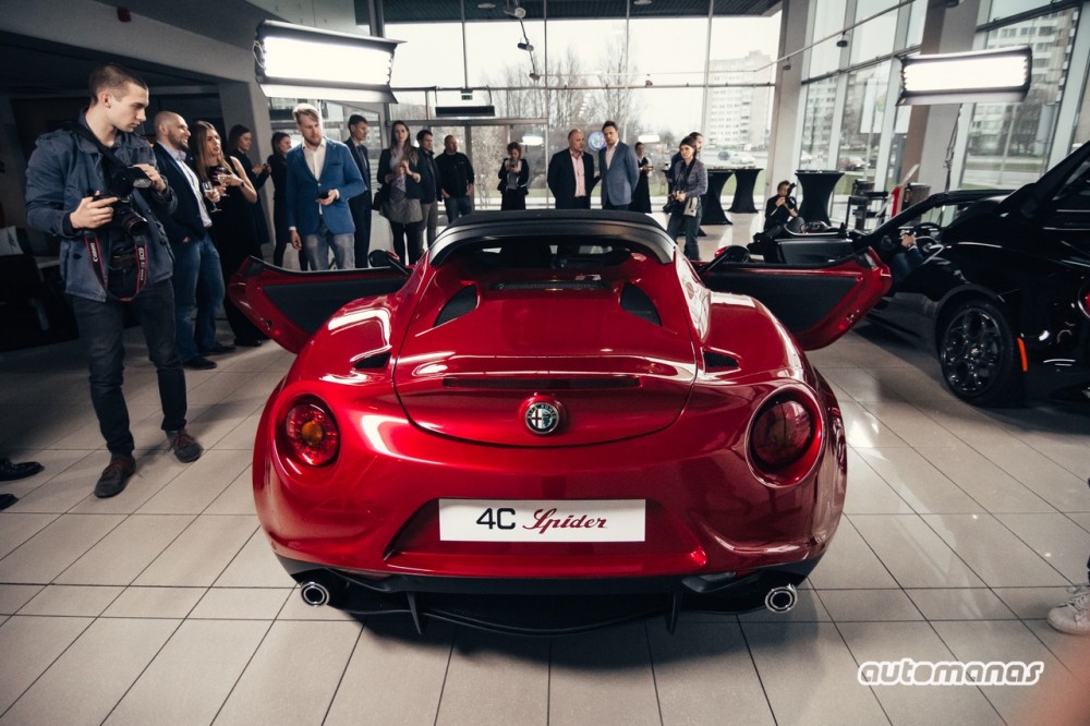 Lietuvoje - „Alfa Romeo 4C Spider“ debiutas