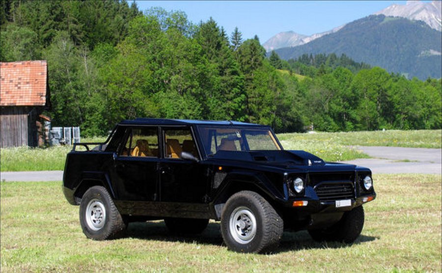 14 ) Lamborghini LM002 (1987)