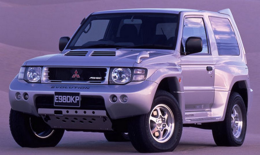 Mitsubishi Pajero Evolution (1997)
