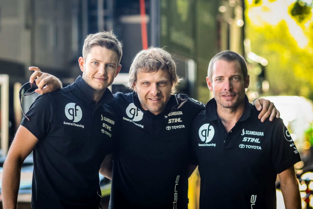 J.Gelžinis B.Vanagas S.Bleekemolen