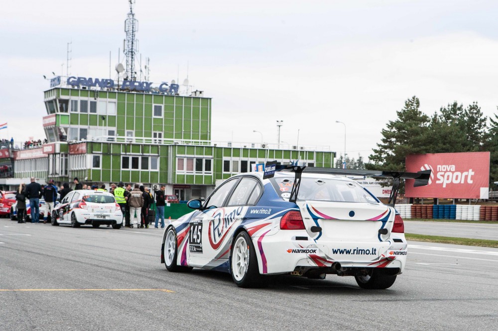 Rimo bmw 2 nuotr. Ramūno Šaučikovo