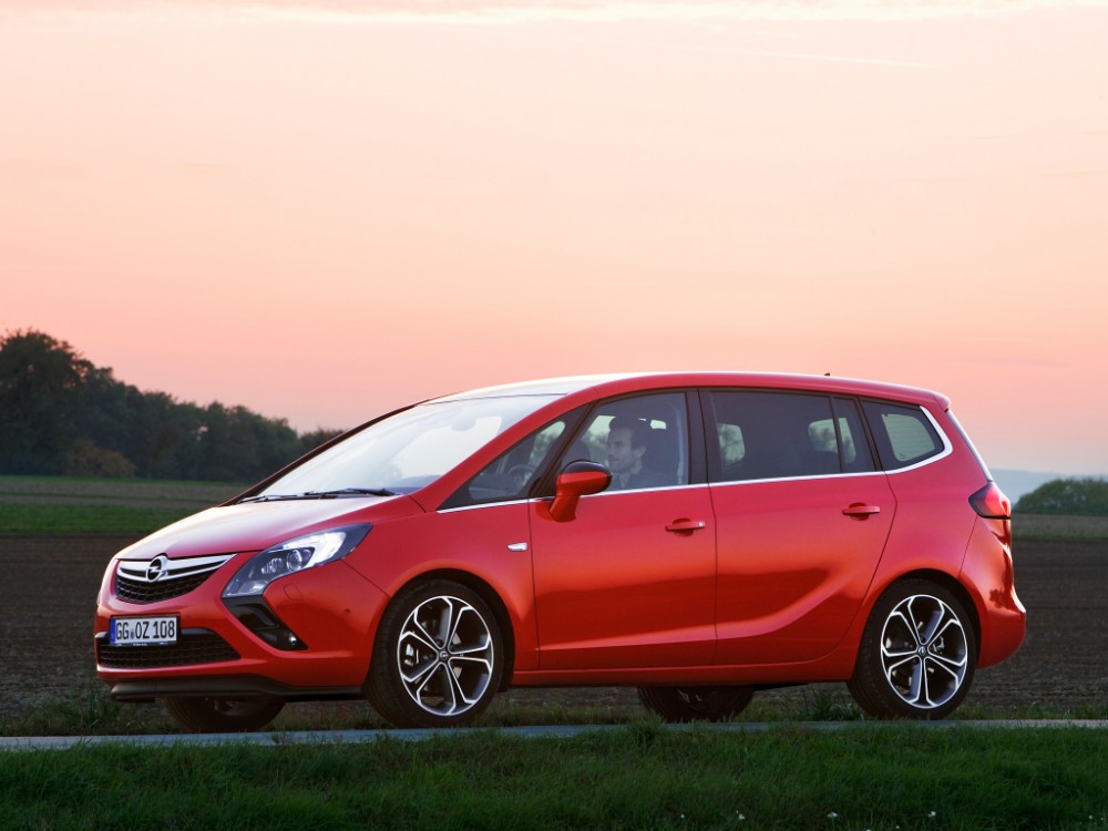 opel_zafira_tourer_biturbo_5