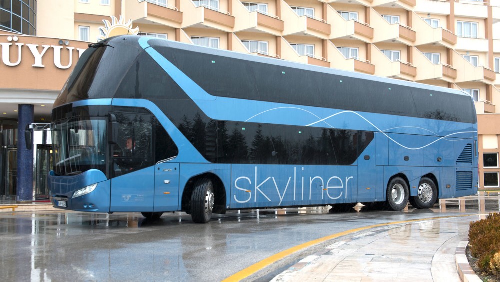 Neoplan Skyliner (2)