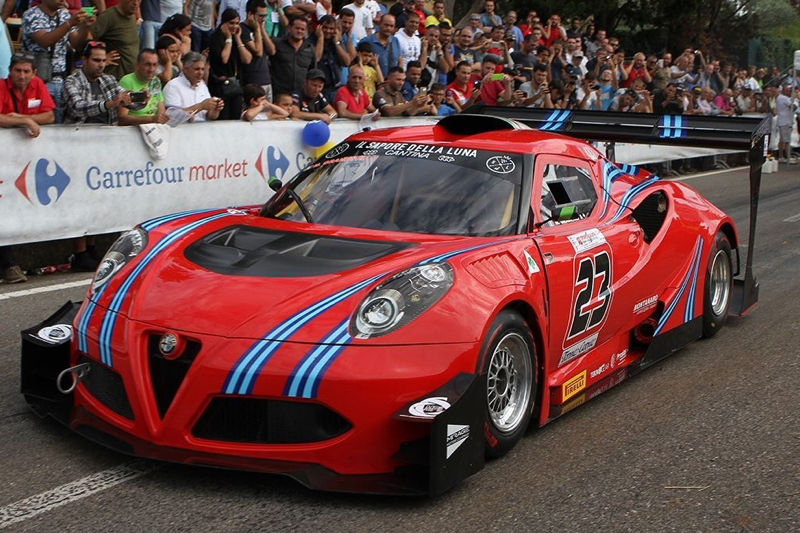 „Hill Climb“ monstrai : „Alfa Romeo 4C“ 