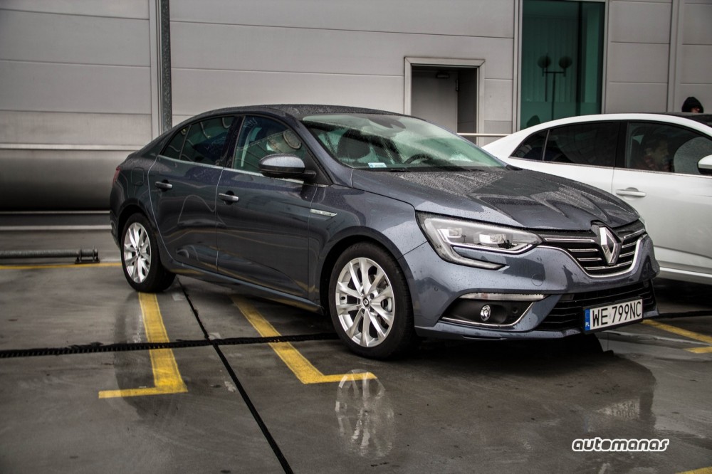 Renault Megane Grand Coupe (12)