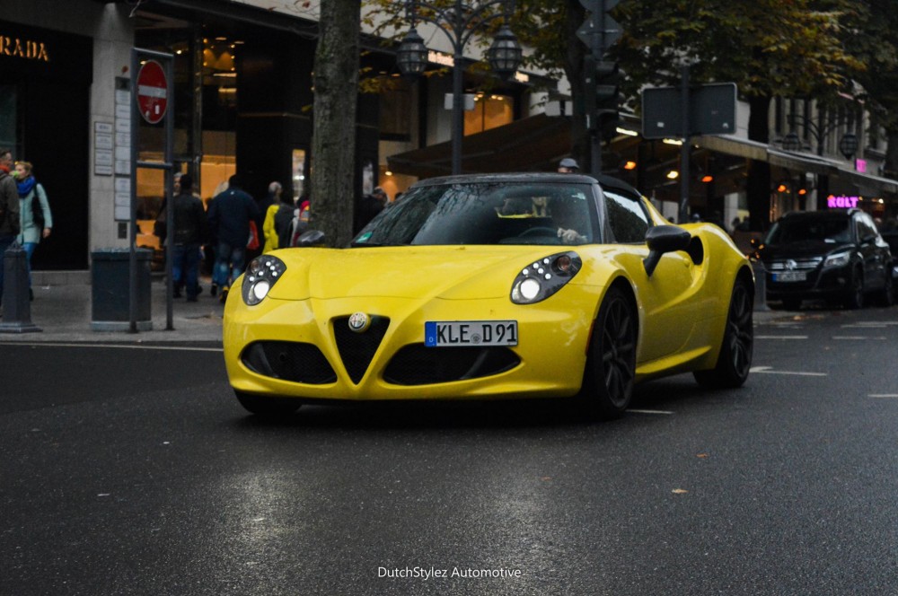 Alfa Romeo 4C Spider 