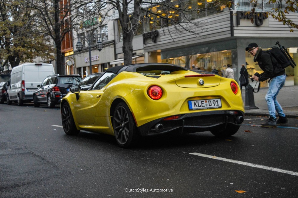 Alfa Romeo 4C Spider 