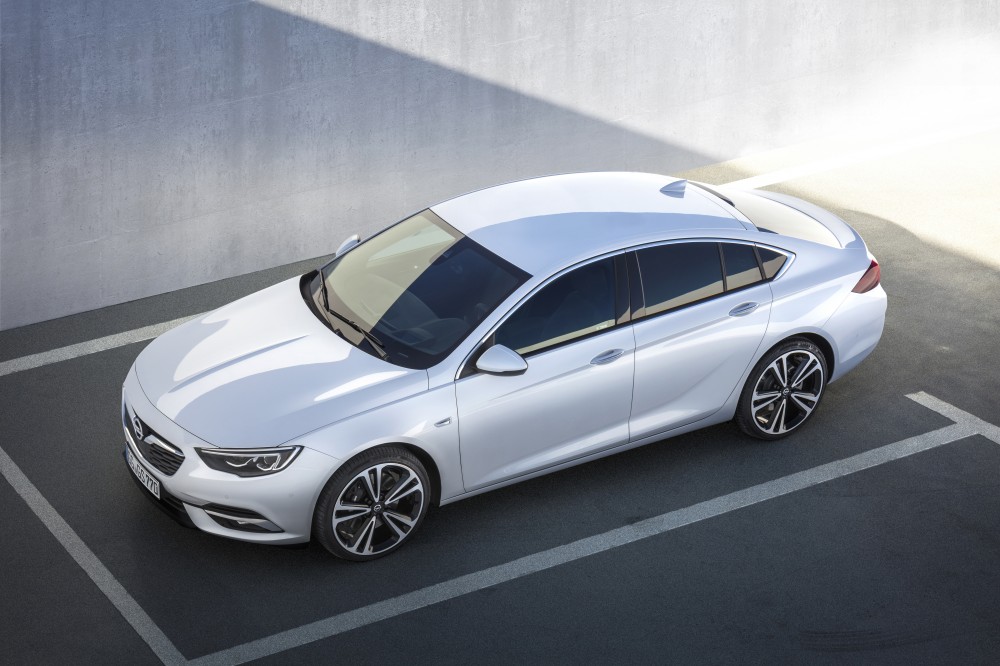 Opel Insignia (2)