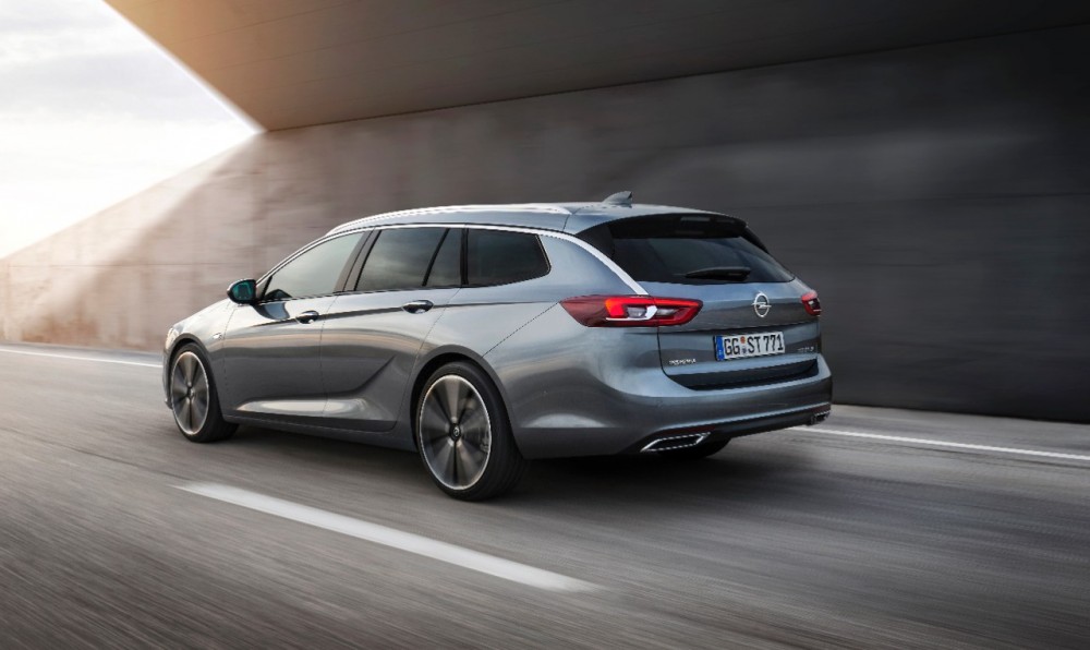 Opel Insignia ST (1)