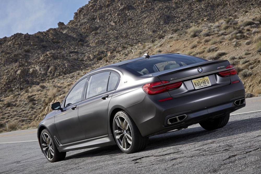 BMW M760Li (42)
