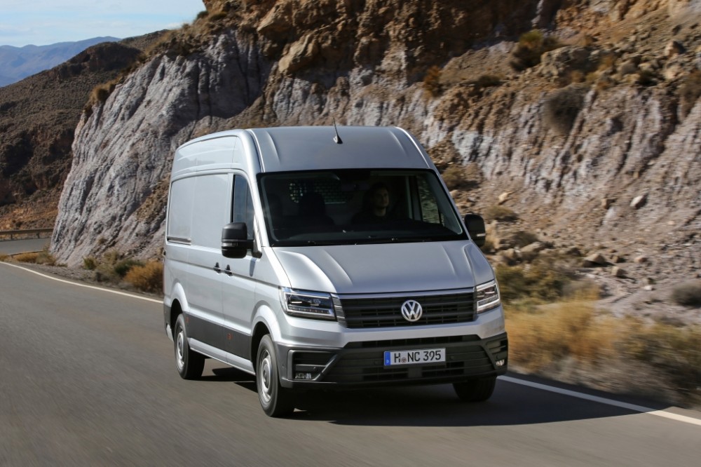 volkswagen_crafter_high_roof_van_29