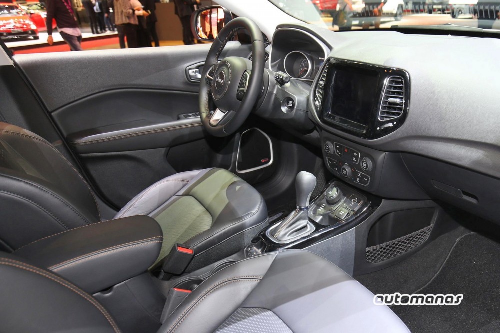 Jeep Compass (4)