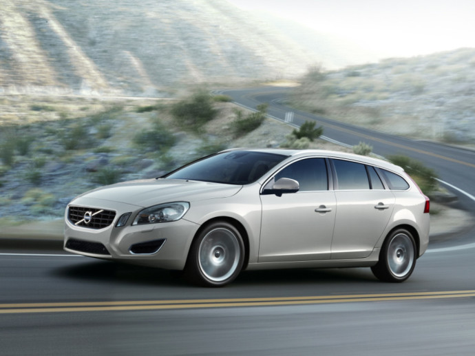 Naudotas „Volvo V60“ : Ne pats talpiausias, bet ištvermingas universalas 