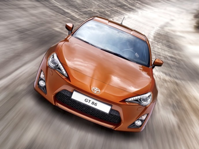 Naudota „Toyota GT86“ : Ar jau atėjo metas automobiliui užimti senųjų modelių vietą?