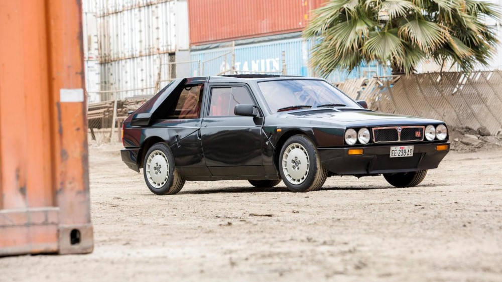 Lancia Delta S4 (1)