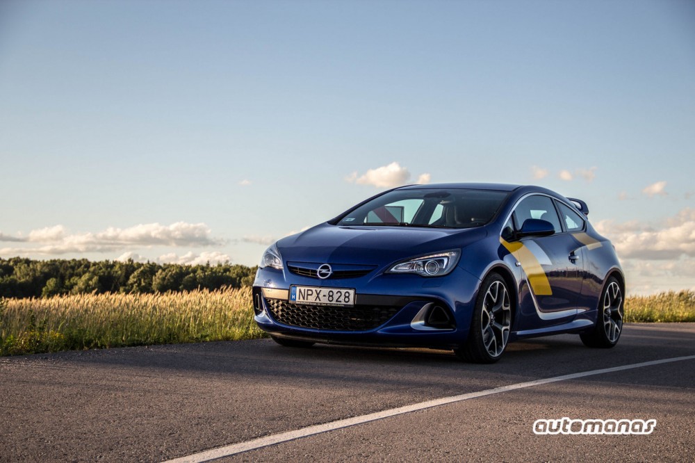 Opel Astra OPC (25)