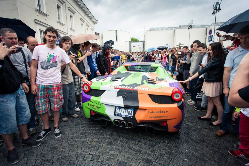 2 Gumball 3000 ralis <a href='https://www.tv3.lt/gaires/vilnius' target='_blank' class='phrase'>Vilniuje</a> (A. Venskaus nuotr.)