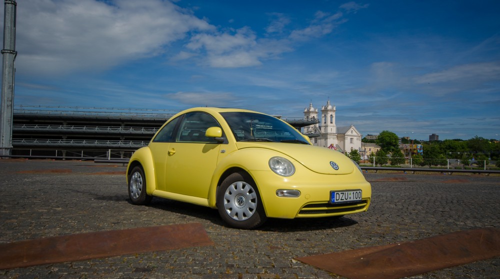 volkswagen-new-beetle-coupe-2000