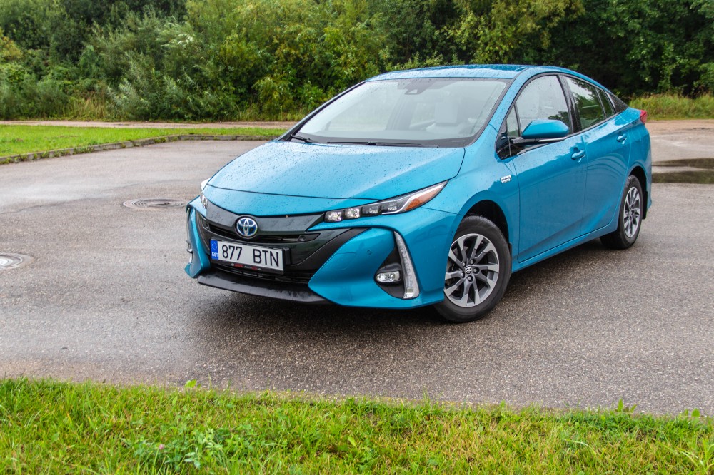 Toyota Prius Plug-In Hybrid testas