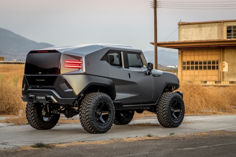 Rezvani  (3)