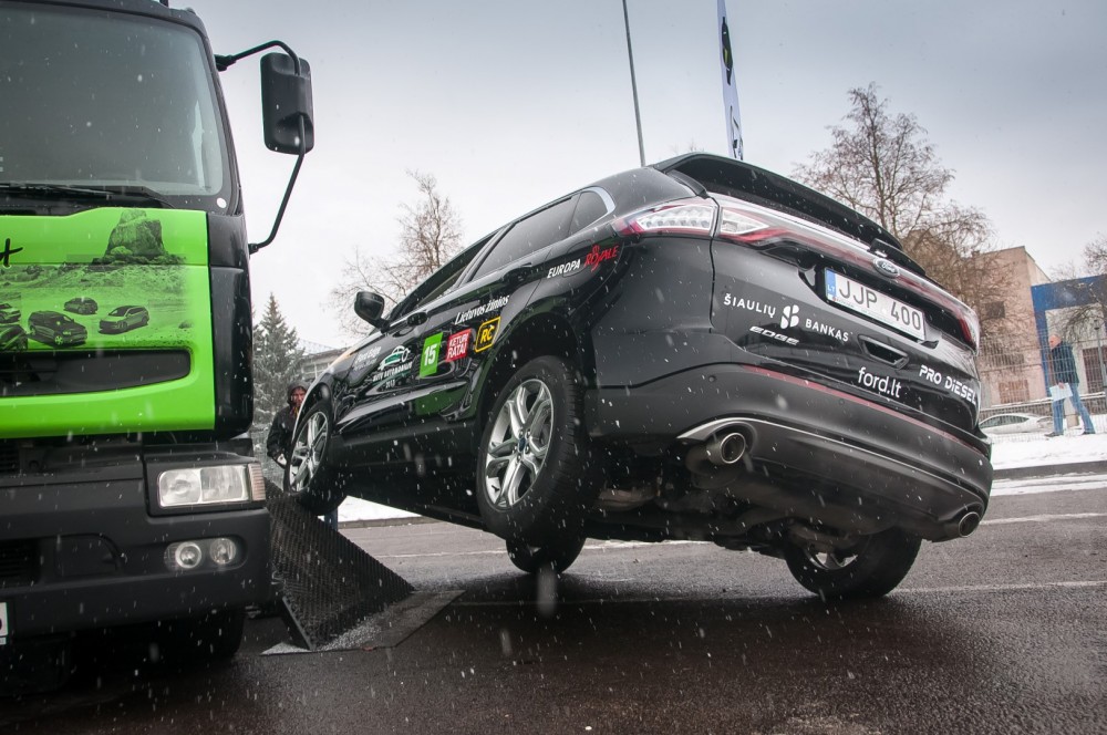 SUV automobiliai Lietuvos Metų automobilio 2017 konkurse (10)