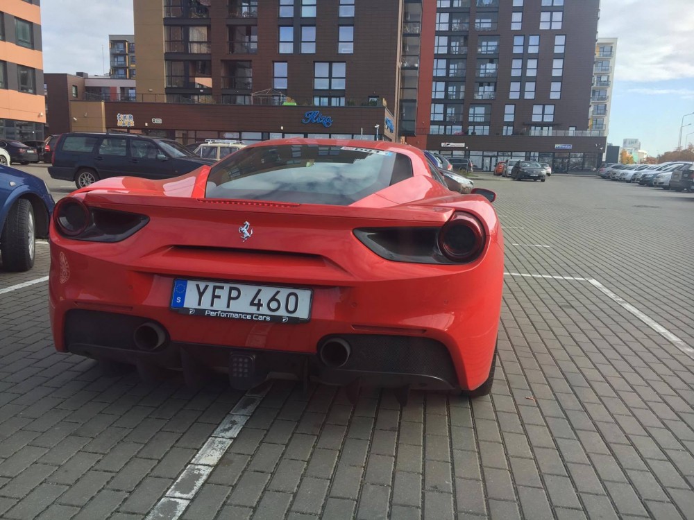 488 GTB (4)