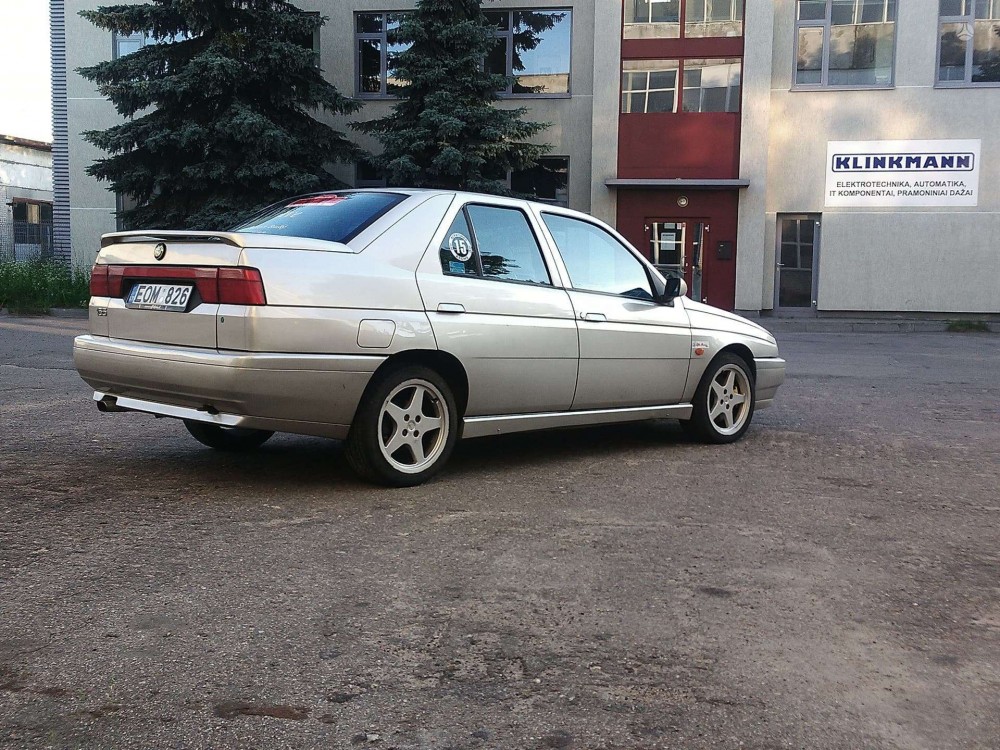 alfa-romeo-155-2-0-l-sedanas-1996-benzinas (1)