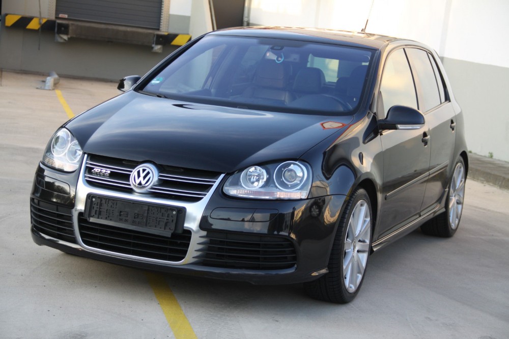 Golf R32 (1)