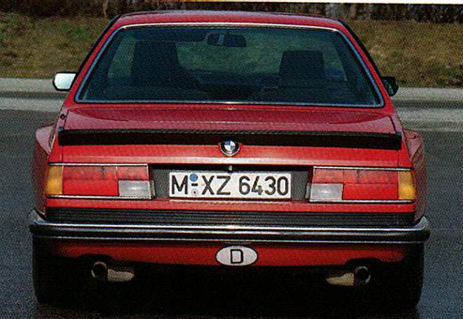 BMW E24 su 12 cilindrų varikliu
