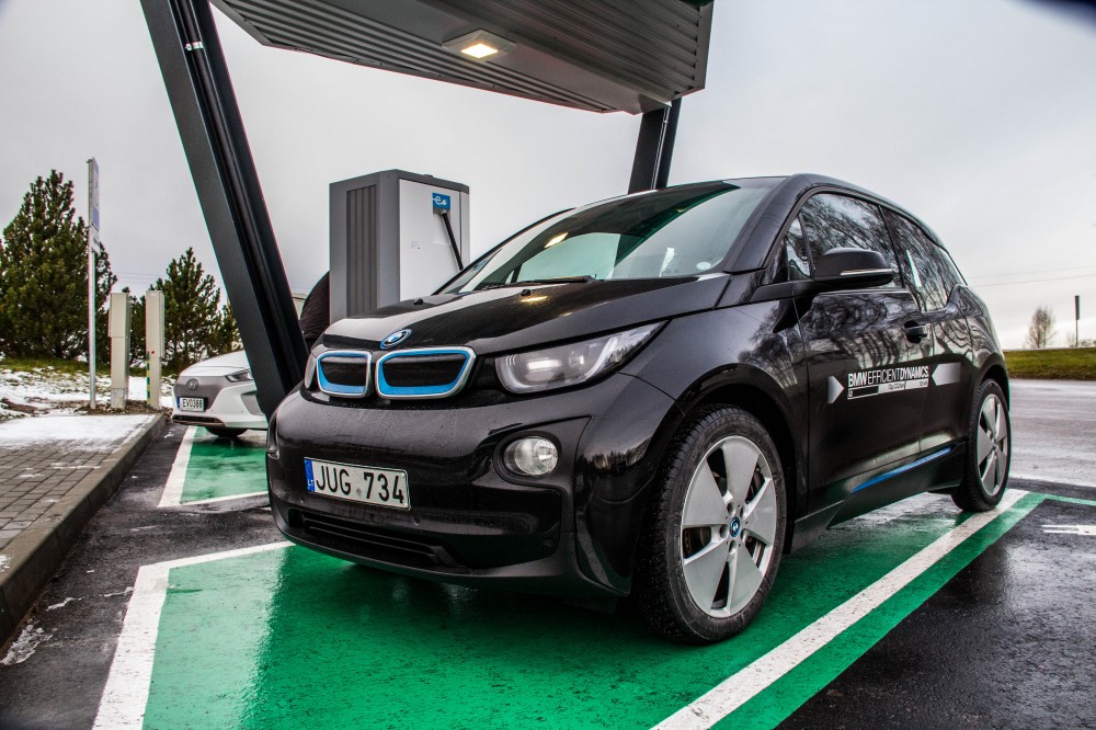 BMW i3