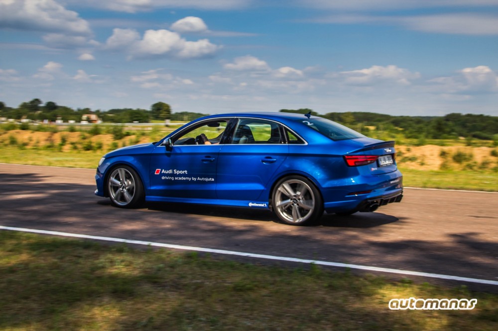 Audi Sport Driving Academy  (25)