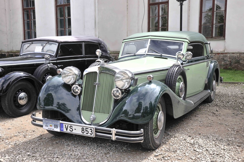 Nesenstanti Klasika 2016 - Horch 853, 1937 m.  laimėjo pagrindinį (Grand Prix) prizą - Ilonos Daubaraitės nuotr.