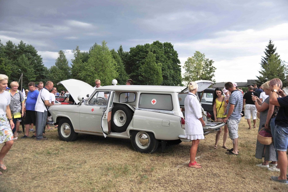 GERIAUSIAS SOVIETINIS AUTOMOBILIS – GAZ 22E, pag. 1967 m. Savininkas – Kaido Ambus (Estija). Ilonos Daubaraitės nuotr.